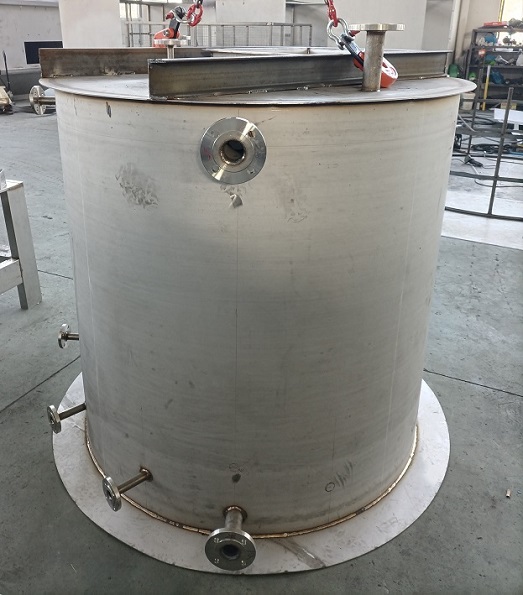 1703494660371794.jpg 儲罐.jpg