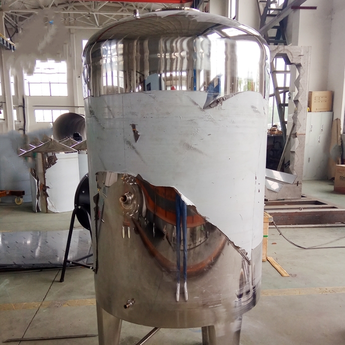 1726127501614536.jpg 不銹鋼儲(chǔ)罐 (2).jpg